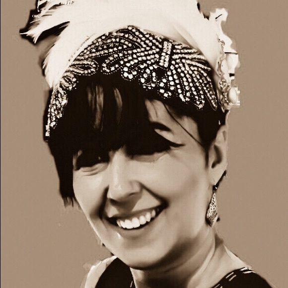 Meet your Posher, Vanessa - Picture 1 of 6